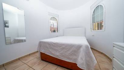 Resale - Villa -
Playa Flamenca - Sportcentre