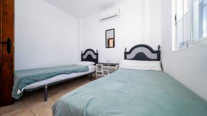 Resale - Villa -
Playa Flamenca - Sportcentre