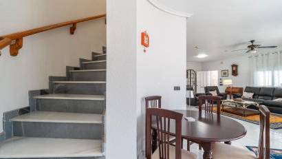 Reventa - Villa -
Orihuela Costa - La Zenia