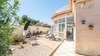 Reventa - Villa -
Orihuela Costa - La Zenia