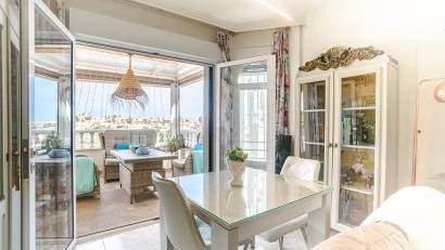 Reventa - Villa -
San Fulgencio - urb.la marina