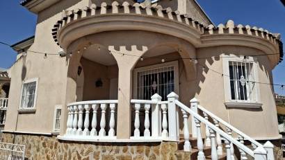 Reventa - Villa Detached -
Ciudad quesada - Ciudad Quesada - Doña Pepa