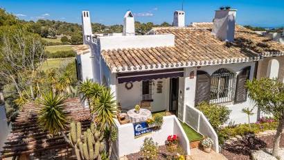 Återförsäljning - Semi detached -
Villamartin - Fortuna