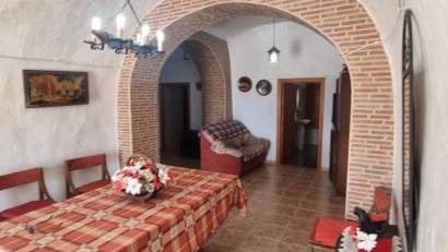 Reventa - Finca -
Hondón de las Nieves