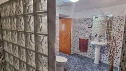 Reventa - Finca -
Hondón de las Nieves