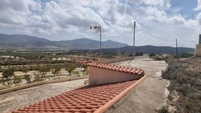 Reventa - Finca -
Hondón de las Nieves