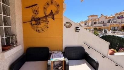 Återförsäljning - Radhus -
El Raso