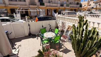 Återförsäljning - Radhus -
El Raso