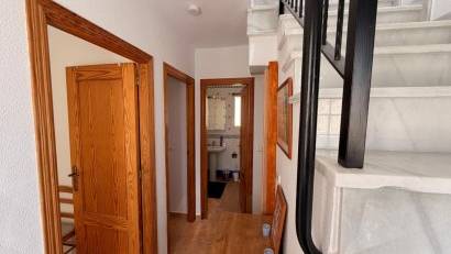 Återförsäljning - Radhus -
El Raso