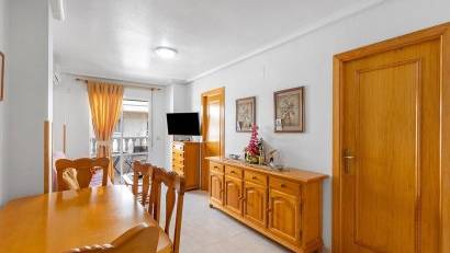 Återförsäljning - Apartment -
Torrevieja - Estacion de autobuses