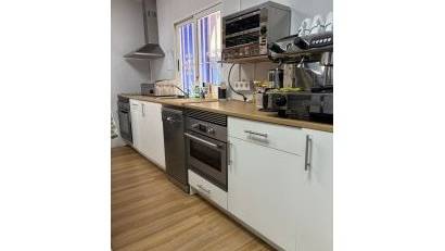 Återförsäljning - Commercial Unit -
Torrevieja - Puerto