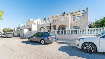 Reventa - Adosado -
Torrevieja - Carrefour