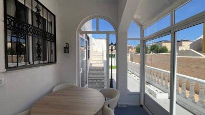 Reventa - Bungalow -
Punta Prima - Serena