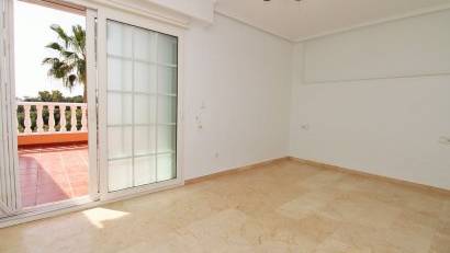 Reventa - Adosado -
Villamartin - Villamartín