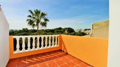 Reventa - Adosado -
Villamartin - Villamartín