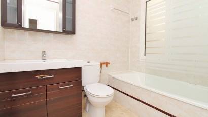 Reventa - Adosado -
Villamartin - Villamartín