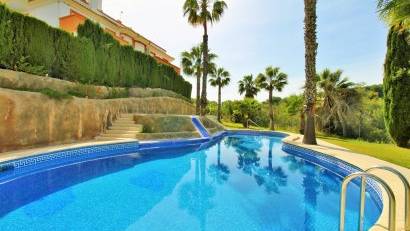 Reventa - Adosado -
Villamartin - Villamartín