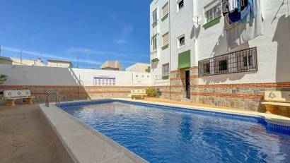 Återförsäljning - Apartment -
Torrevieja