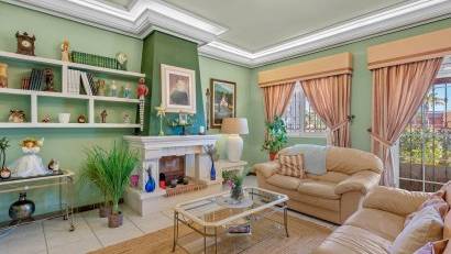 Reventa - Villa -
Torrevieja - La Mata