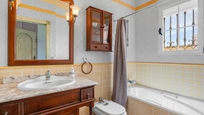 Reventa - Villa -
Torrevieja - La Mata