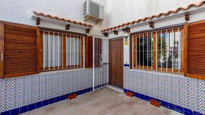 Återförsäljning - Radhus -
Torrevieja - Calas blanca