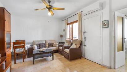 Återförsäljning - Radhus -
Torrevieja - Calas blanca