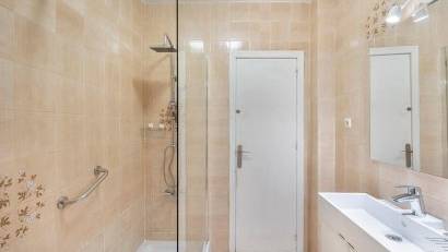 Återförsäljning - Radhus -
Torrevieja - Calas blanca