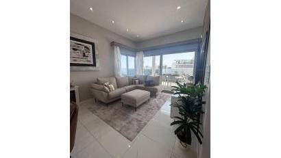 Reventa - Villa -
Villamartin - PAU 8