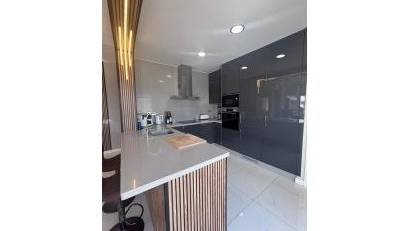 Reventa - Villa -
Villamartin - PAU 8