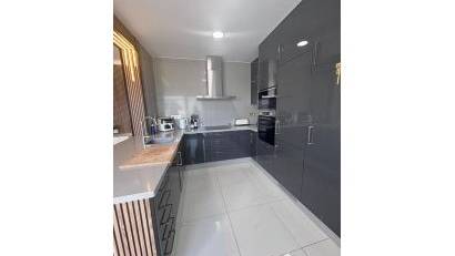 Reventa - Villa -
Villamartin - PAU 8