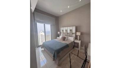 Reventa - Villa -
Villamartin - PAU 8