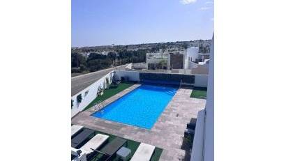 Reventa - Villa -
Villamartin - PAU 8