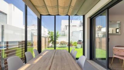 Resale - Villa -
Torrevieja