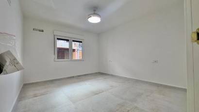 Återförsäljning - Apartment -
Torrevieja - Acequion