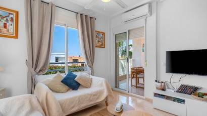 Återförsäljning - Apartment -
Torrevieja - La Mata