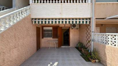 Resale - Bungalow -
Torrevieja - Playa de los Naufragos