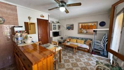 Resale - Bungalow -
Torrevieja - Playa de los Naufragos