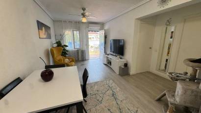 Resale - Bungalow -
Torrevieja - La Siesta - El Salado - Torreta