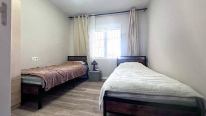 Återförsäljning - Bungalow -
Orihuela Costa - La Regia
