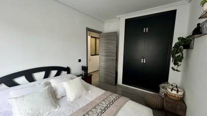 Återförsäljning - Apartment -
Torremendo