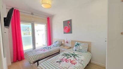 Resale - Villa * -
Pilar de la Horadada *