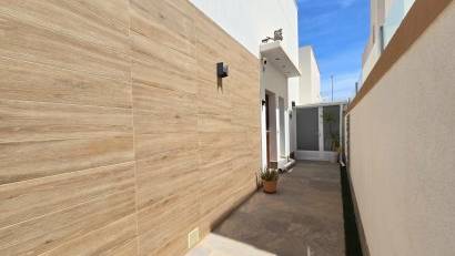 Resale - Villa * -
Pilar de la Horadada *