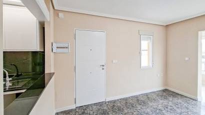 Resale - Bungalow -
Orihuela Costa