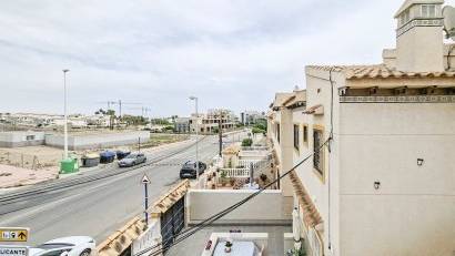 Resale - Bungalow -
Orihuela Costa