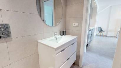 Återförsäljning - Apartment -
Torrevieja - Aguas Nuevas