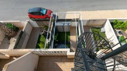 Resale - Townhouse -
Lomas de Cabo Roig