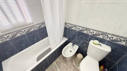Reventa - Adosado -
Villamartin - Villamartín