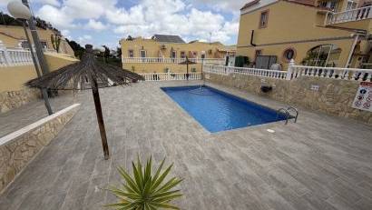 Reventa - Adosado -
Villamartin - Villamartín