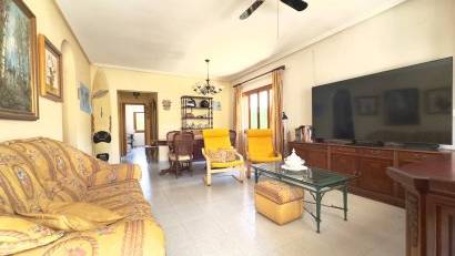 Återförsäljning - Villa -
Orihuela Costa - La Zenia