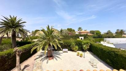 Återförsäljning - Villa -
Orihuela Costa - La Zenia